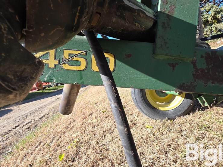 john-deere-450-image-14