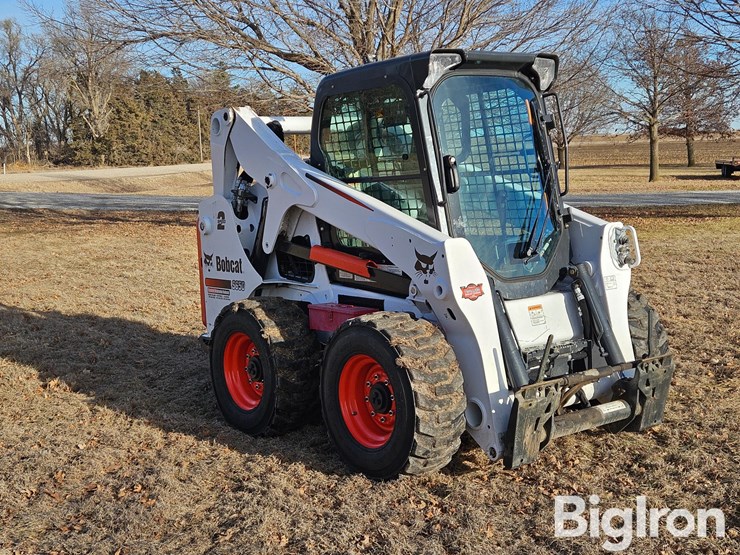 2015-bobcat-s650-image-3