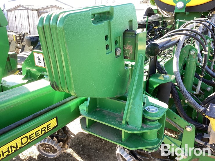 2014-john-deere-1775nt-image-10