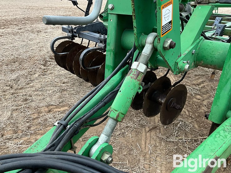 john-deere-726-image-16