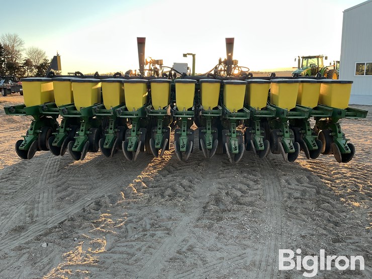 john-deere-1780-image-6