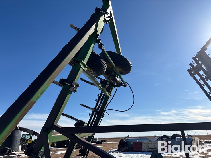 1990-john-deere-610-image-13