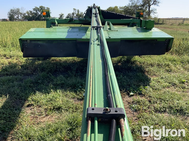 2006-john-deere-946-image-14