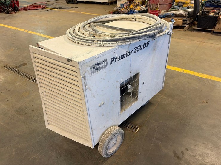 l.b.-white-premier-350df-heater-image-3
