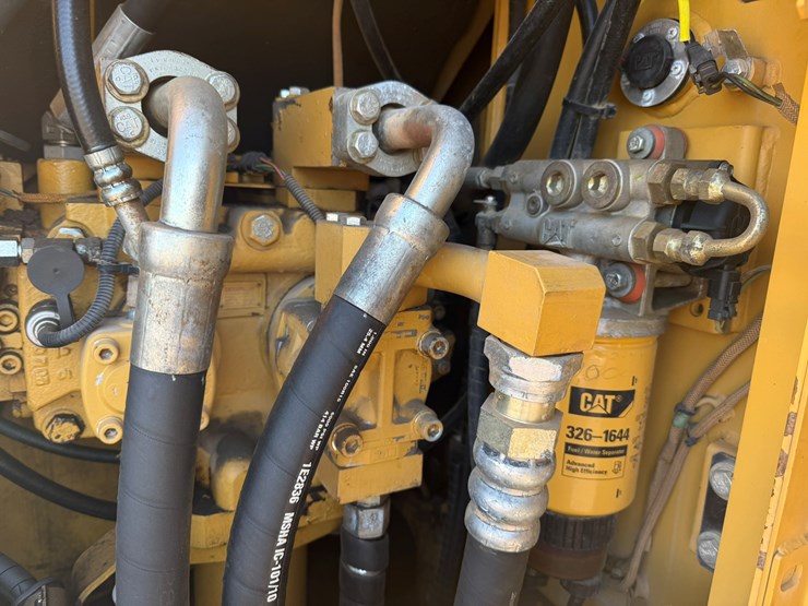 caterpillar-328d-image-62