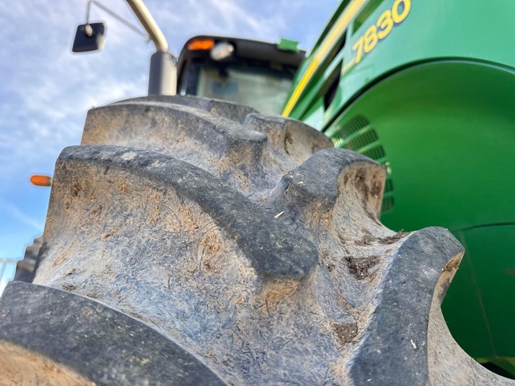 2010-john-deere-7830-image-31