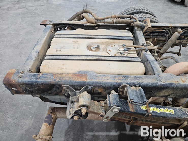 2008-ford-f550-xl-image-17