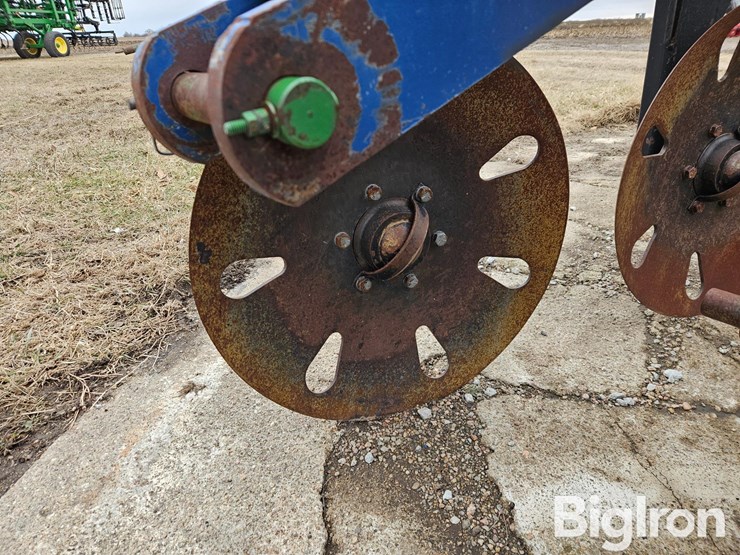 blu-jet-track-master-image-15