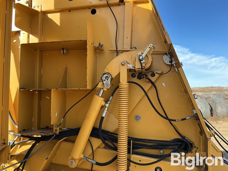 2007-vermeer-605m-image-18