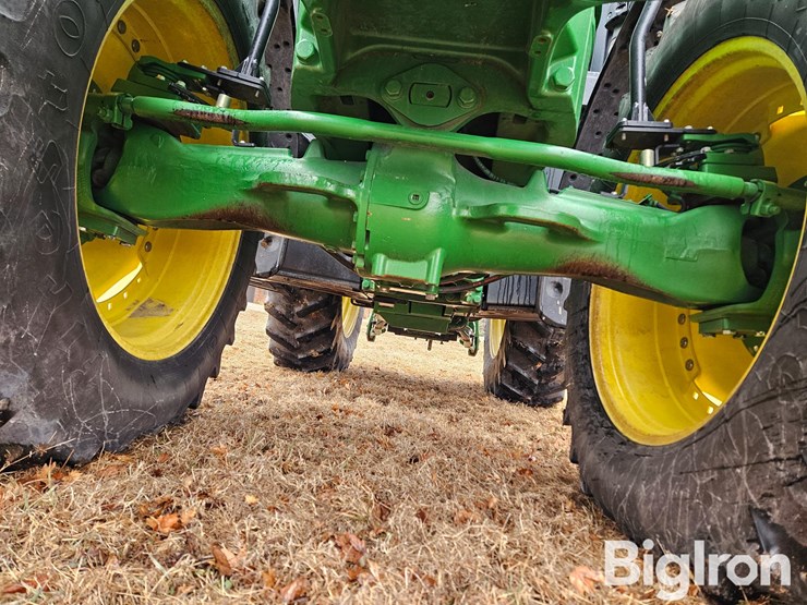 2015-john-deere-7210r-image-11