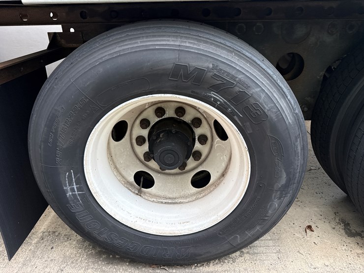 2005-great-dane-53-image-24