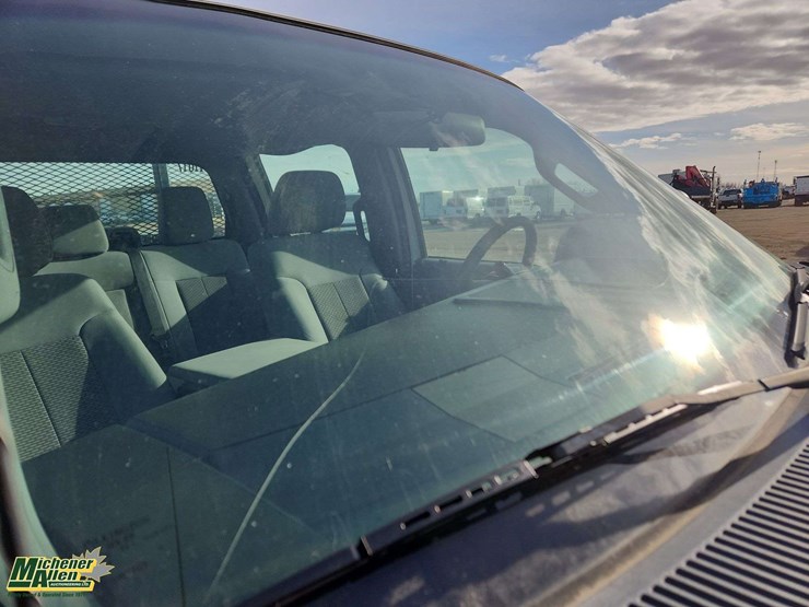 2011-ford-f350-image-30