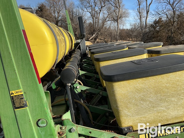 john-deere-7200-image-17