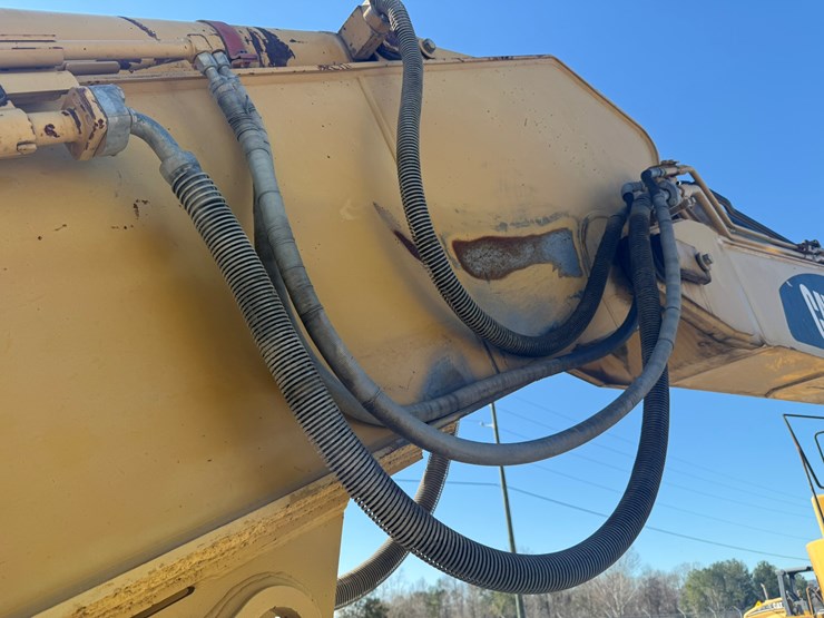 caterpillar-328d-image-25