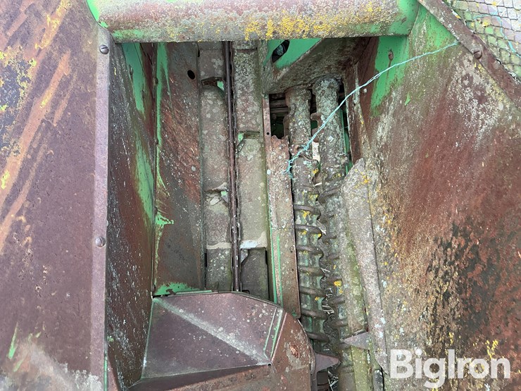 john-deere-227-image-13