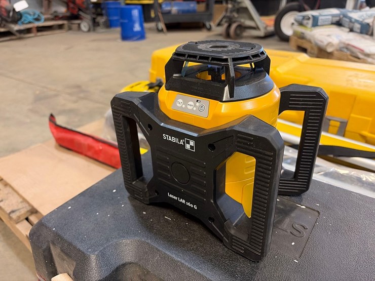 assortment-of-laser-level-equipment-image-8