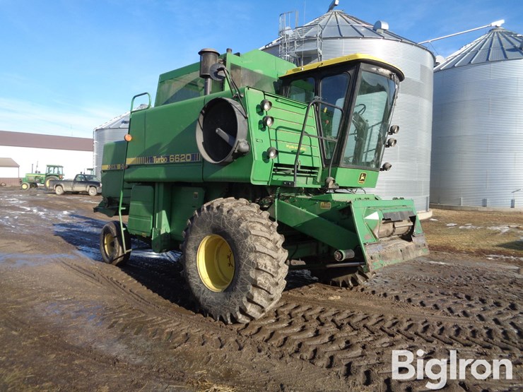 1983-john-deere-6620-image-3