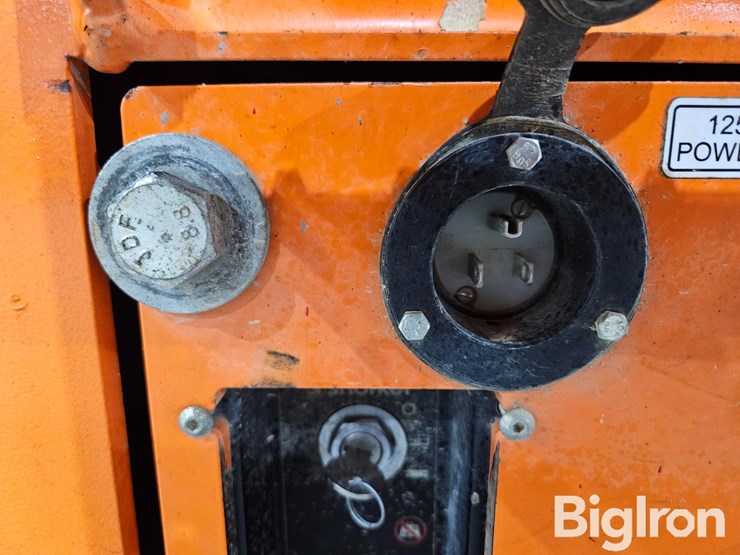 2017-snorkel-s4732e-image-12