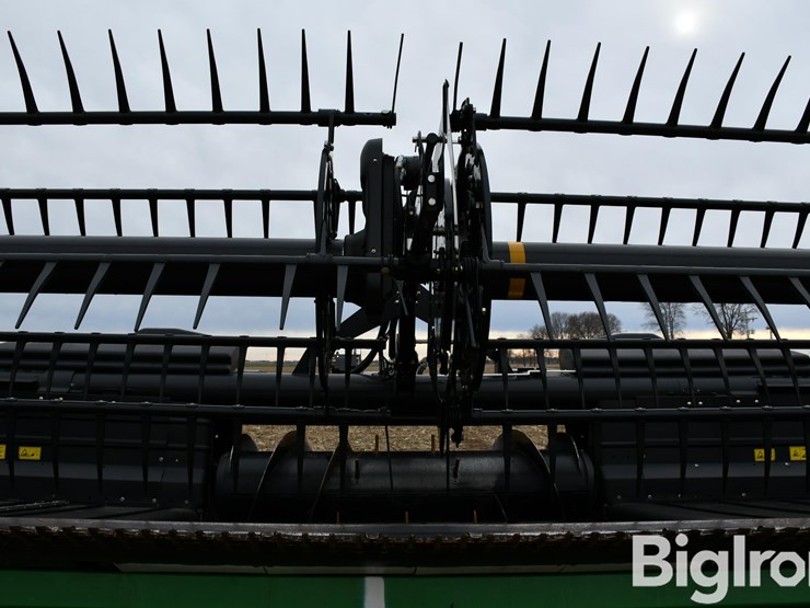 2013-case-ih-2162-image-17