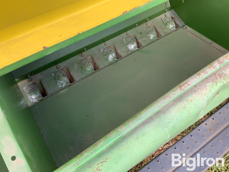 john-deere-8300-image-16