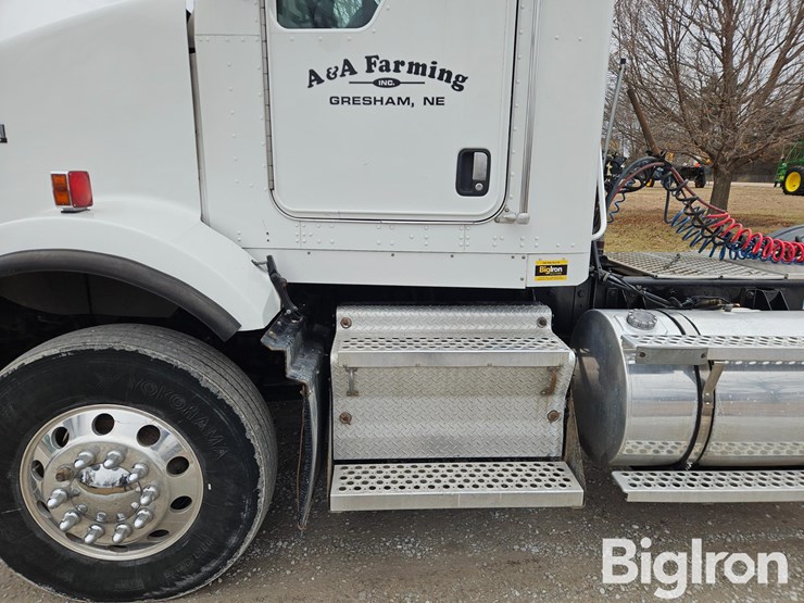 2006-kenworth-t800-image-11