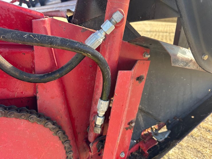 case-ih-1010-image-13