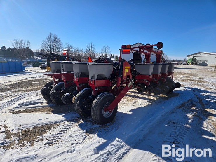 2014-case-ih-1255-image-5
