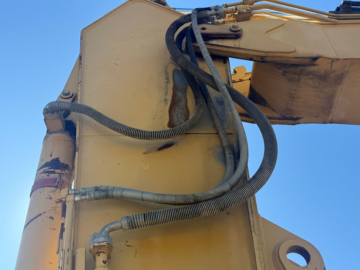 caterpillar-328d-image-24