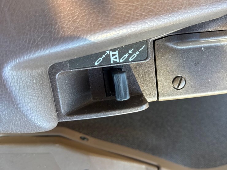 2010-john-deere-7830-image-107