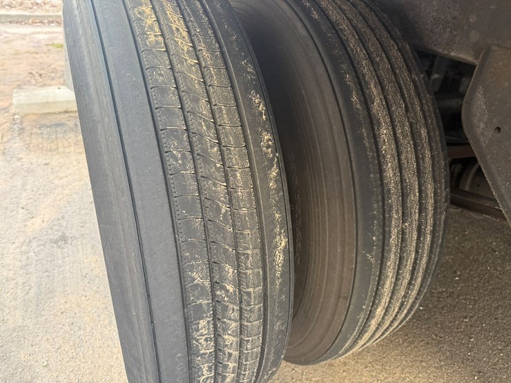 2005-great-dane-53-image-25