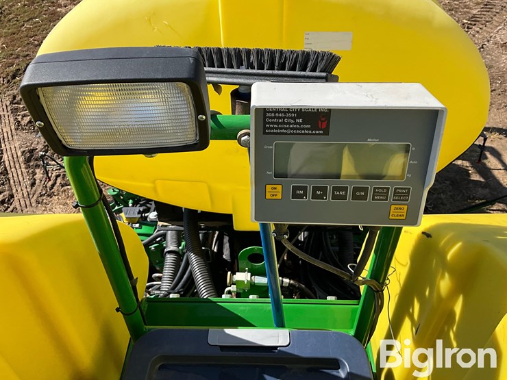 2021-john-deere-1775nt-image-13