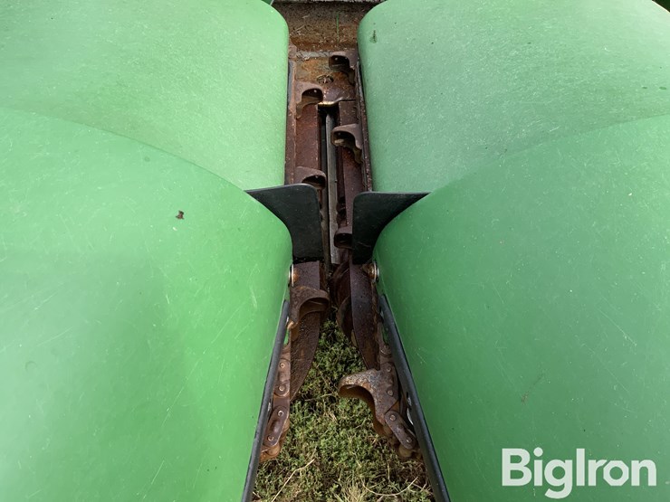 2020-john-deere-706c-image-19