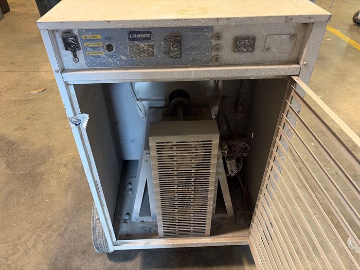 l.b.-white-premier-350df-heater-image-5