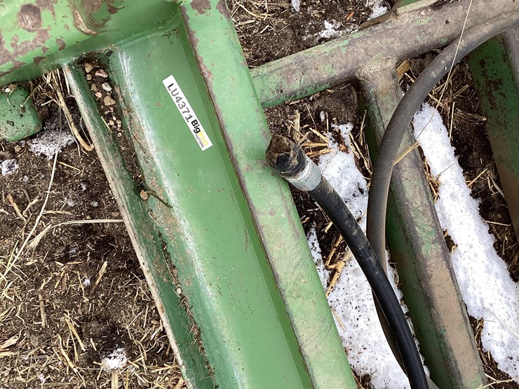 john-deere-534-image-13