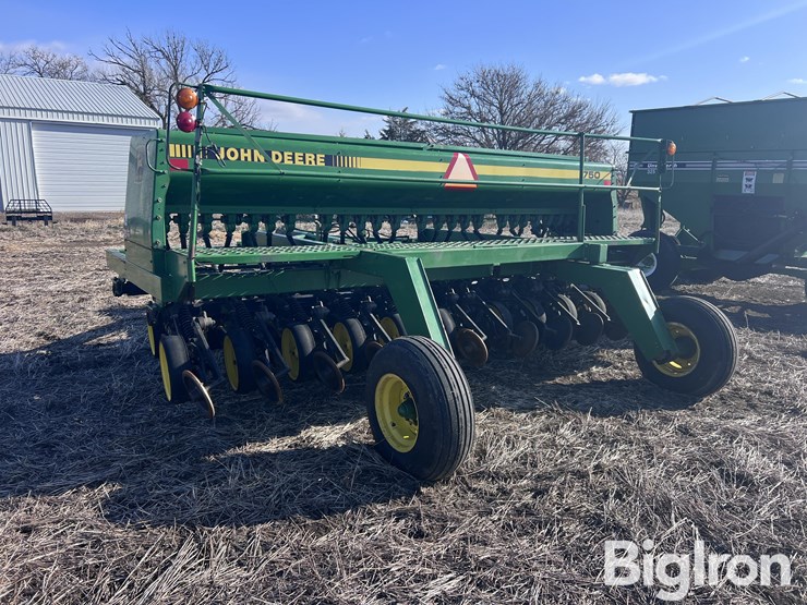 john-deere-750-image-7