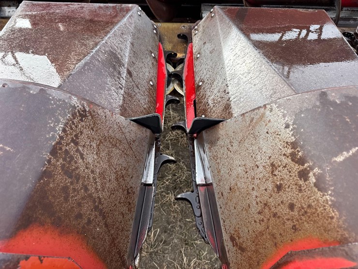 case-ih-1083-image-17