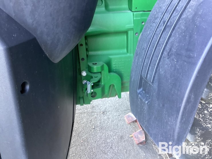 2020-john-deere-8370r-image-17
