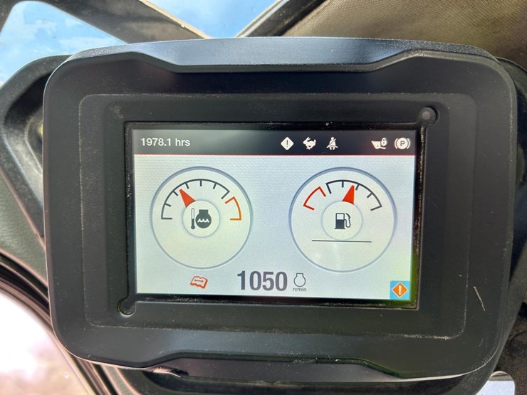 2020-bobcat-t76-image-21