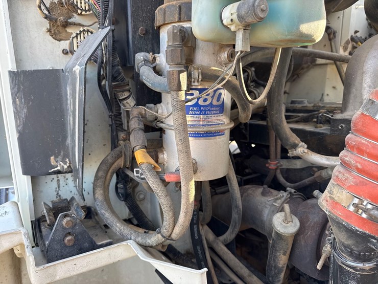 1998-international-9100-image-114