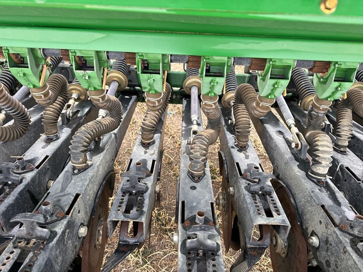 great-plains-1300-image-33