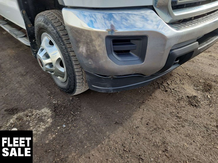 2015-gmc-sierra-3500hd-image-32