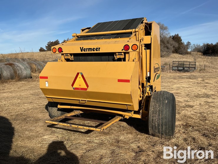 2007-vermeer-605m-image-6