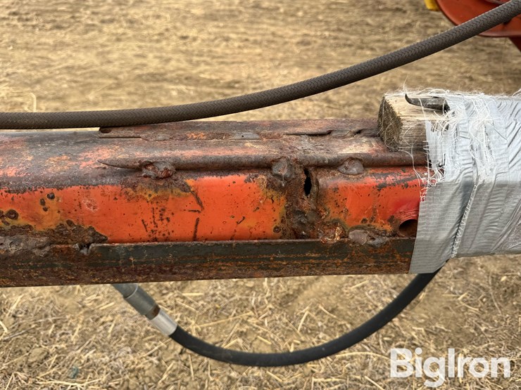 new-holland-495-image-16