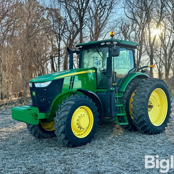 2012 JOHN DEERE 7230R