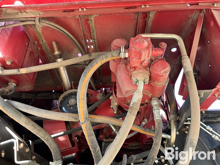 2011-case-ih-5088-image-17