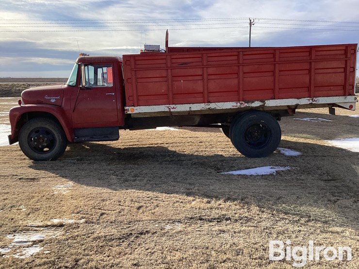 1967-international-loadstar-image-8