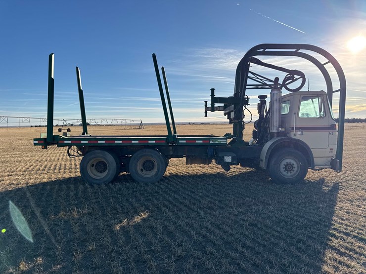 1992-white-gmc-haying-mantis-stacker-truck-image-6