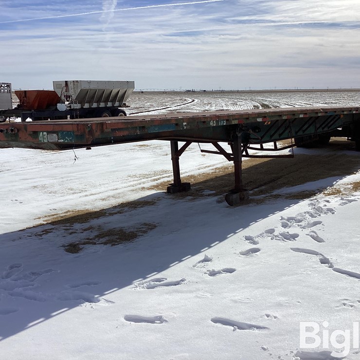 1990 FRUEHAUF FLATBED