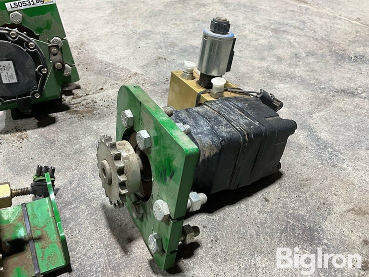 john-deere-1790-image-17