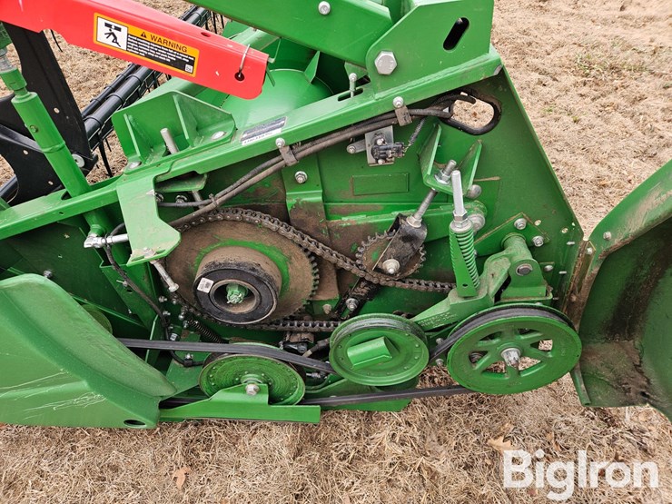 2018-john-deere-630f-image-10